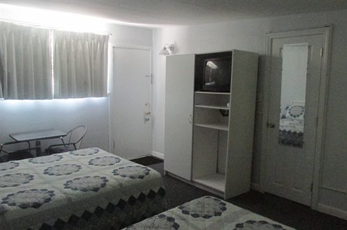 Country Squire Motel Літтлтон Екстер'єр фото